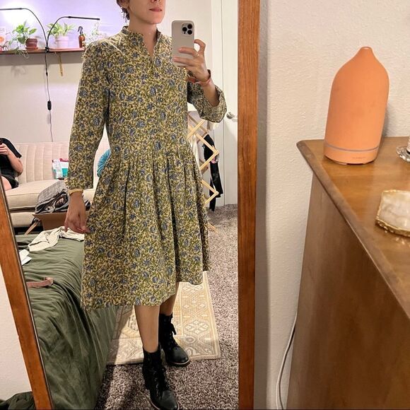 J. Jill Dresses & Skirts - VINTAGE J. Jill Corduroy Floral Button Front Dress